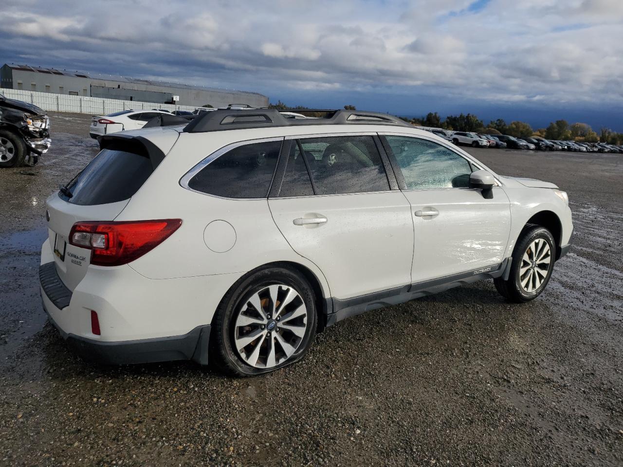 VIN 4S4BSANCXH3227097 2017 SUBARU OUTBACK no.3