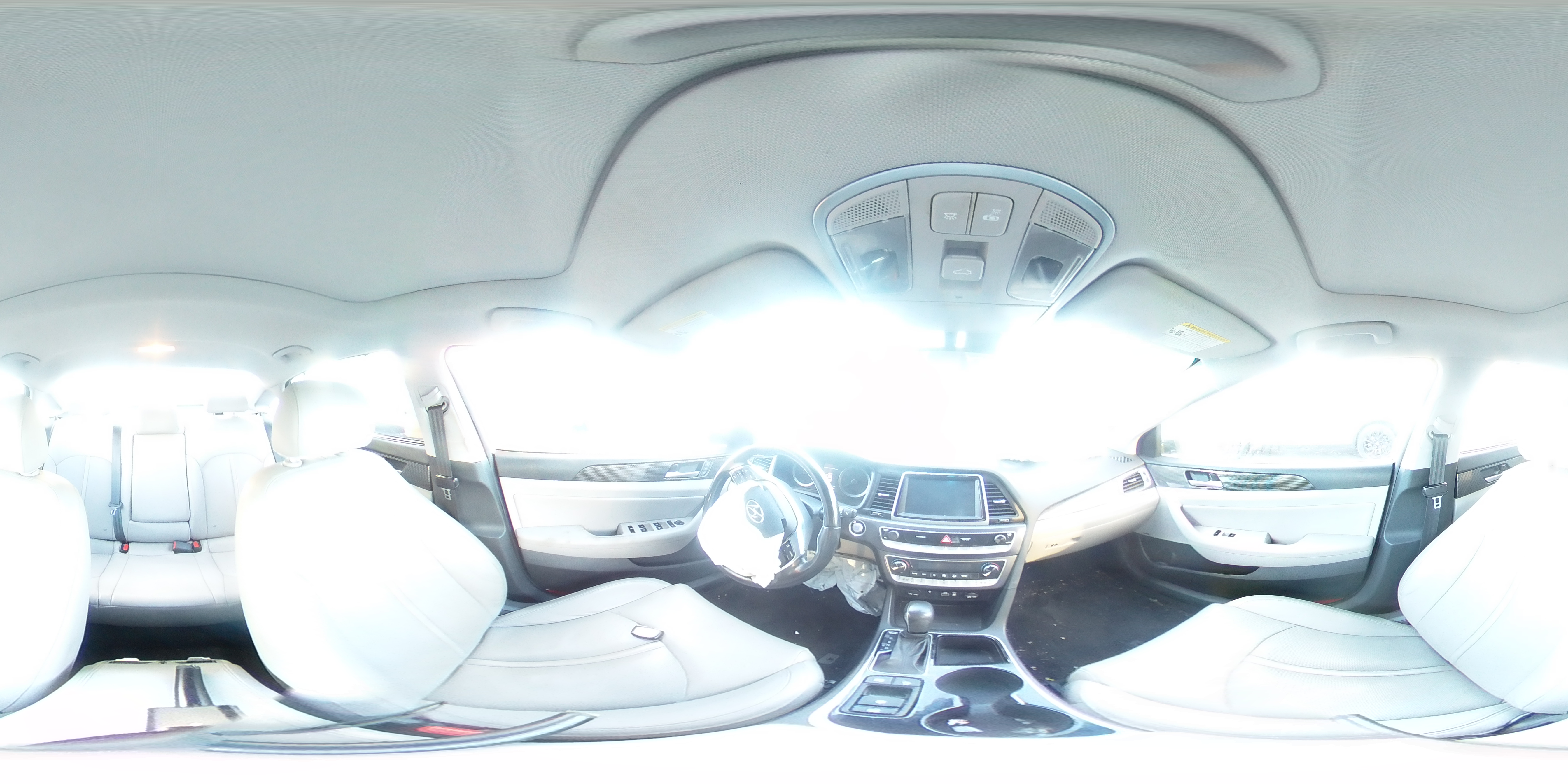 2018 Hyundai Sonata - Image 13
