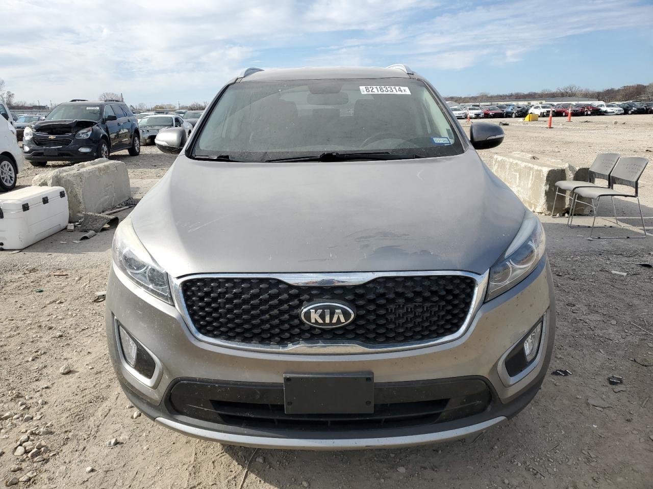 VIN 5XYPH4A1XJG408782 2018 KIA SORENTO no.5