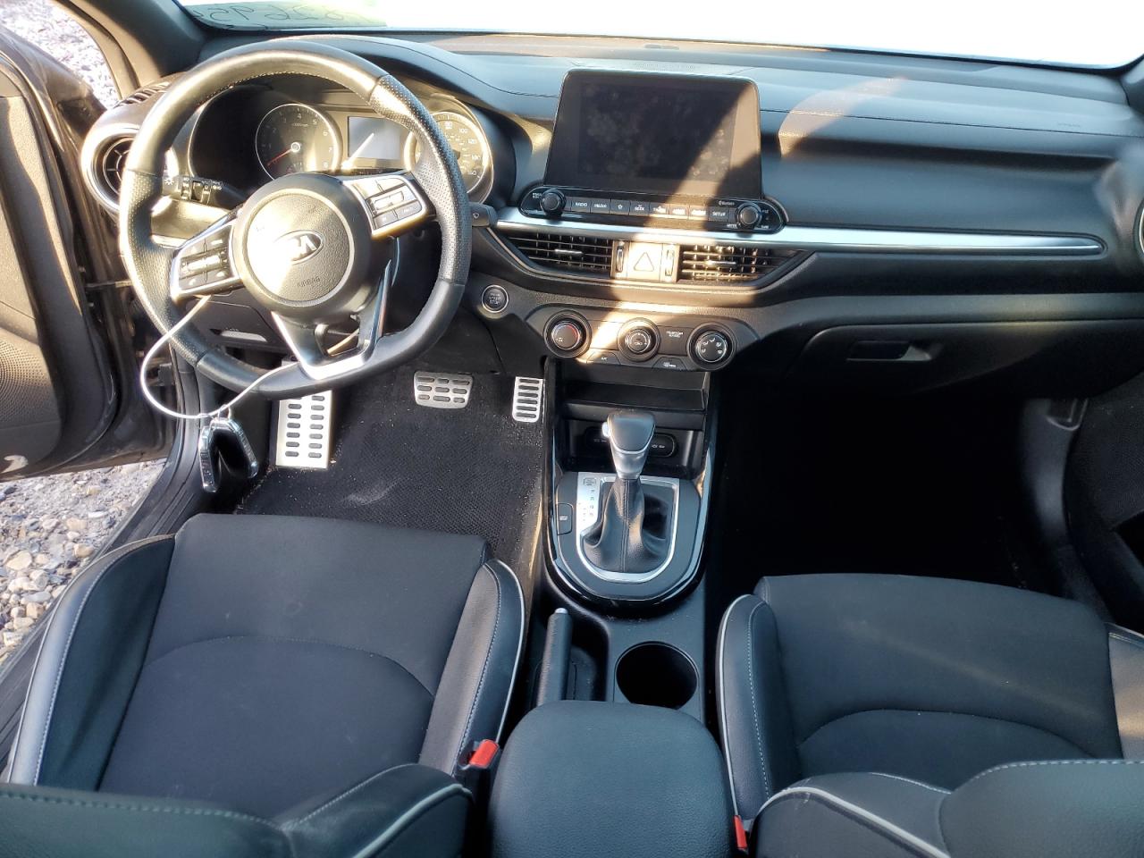 2020 Kia Forte - Image 8