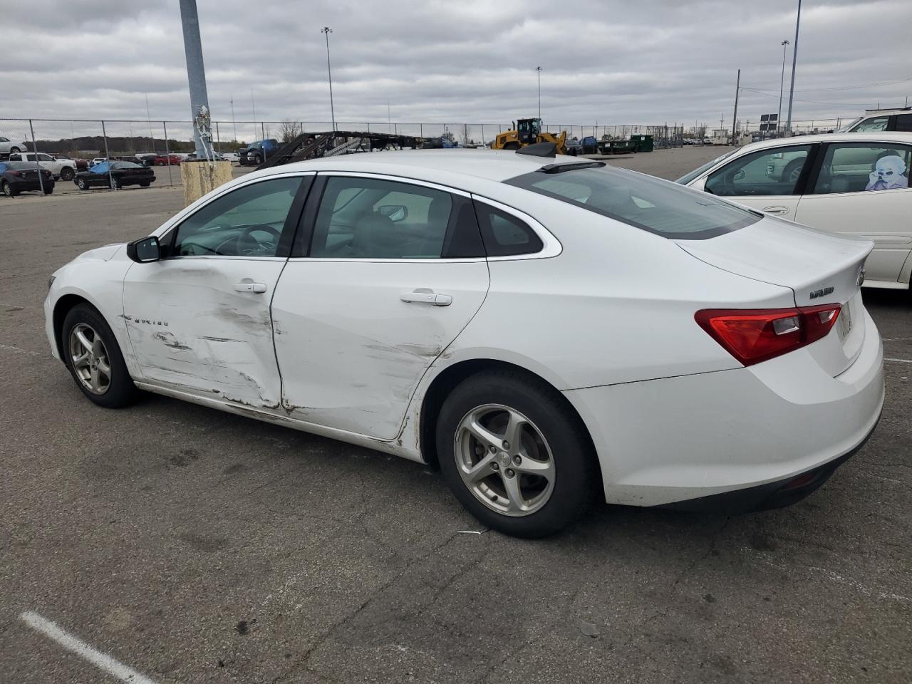 2017 Chevrolet Malibu - Image 2