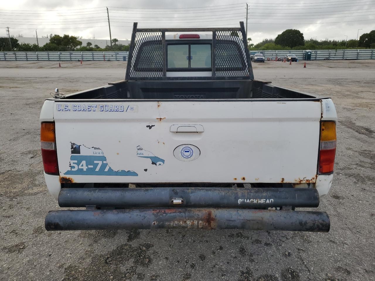 1997 Toyota Tacoma Xtracab VIN: 4TAWM72N6VZ261017 Lot: 79572014