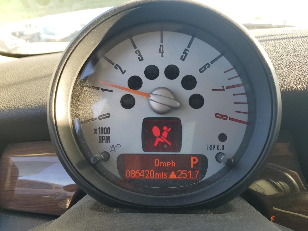 2011 MINI Cooper - Image 9