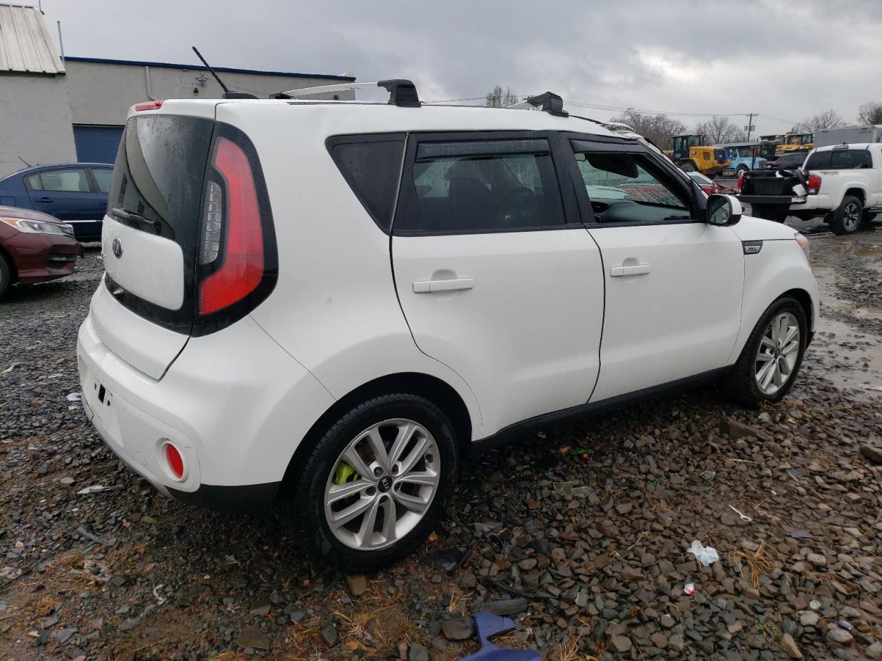 2017 Kia Soul + VIN: KNDJP3A56H7494847 Lot: 82206404