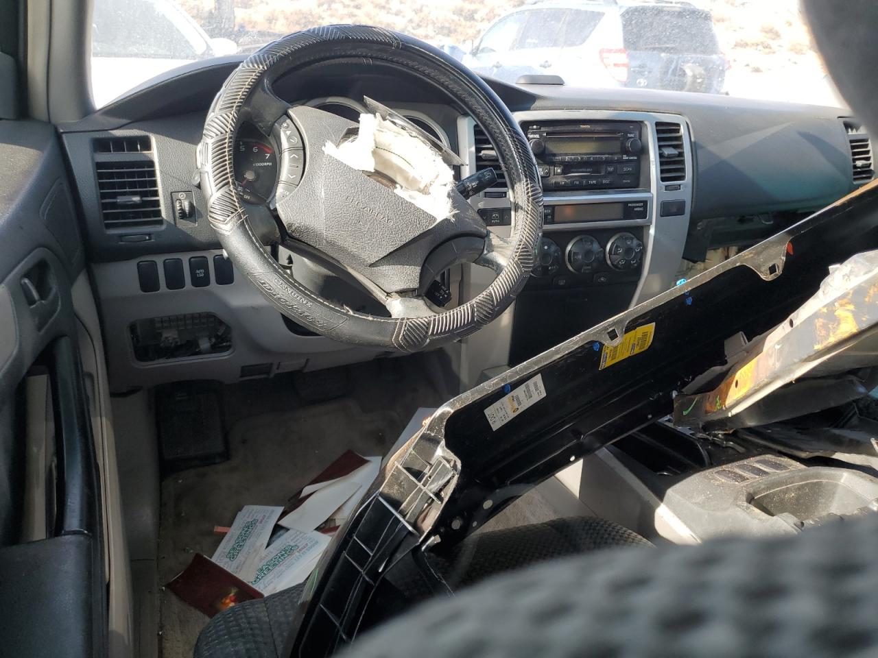 2005 Toyota 4Runner - Image 8