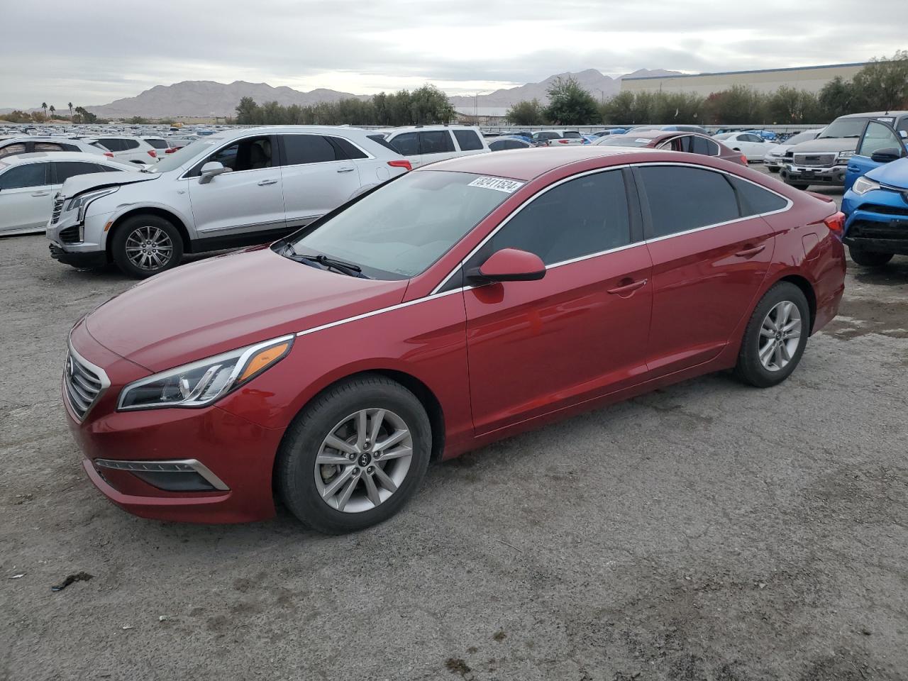 5NPE24AF9FH053768 2015 HYUNDAI SONATA - Image 1