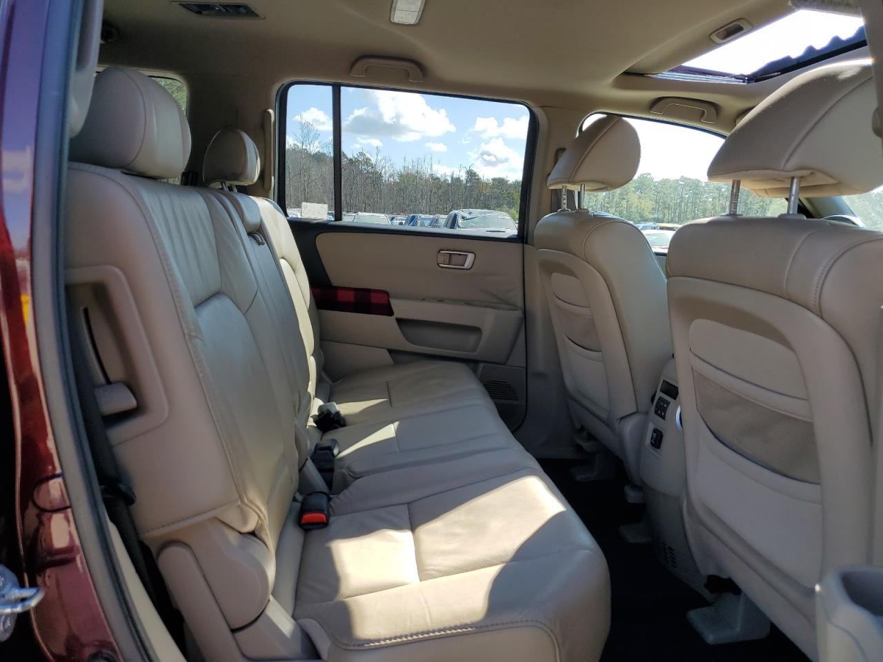 2011 Honda Pilot - Image 11