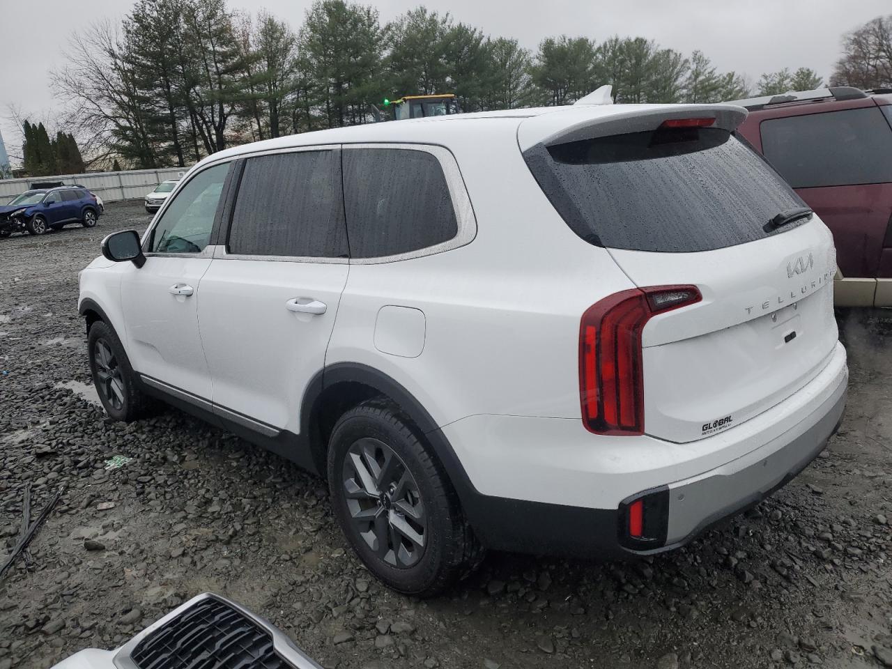 2023 Kia Telluride - Image 2