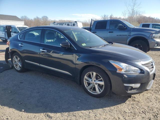  NISSAN ALTIMA 2015 Granatowy