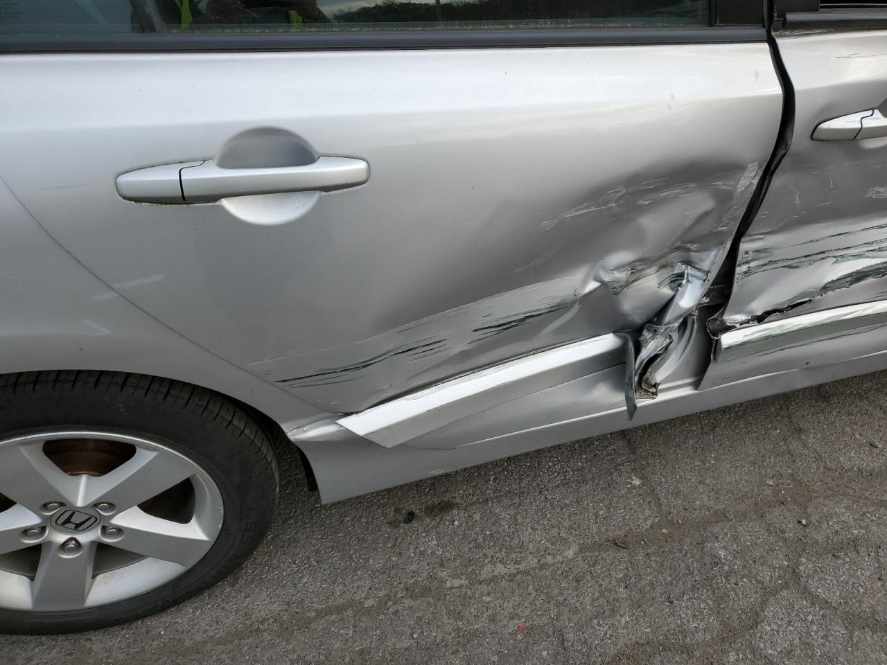 2010 Honda Civic - Image 10