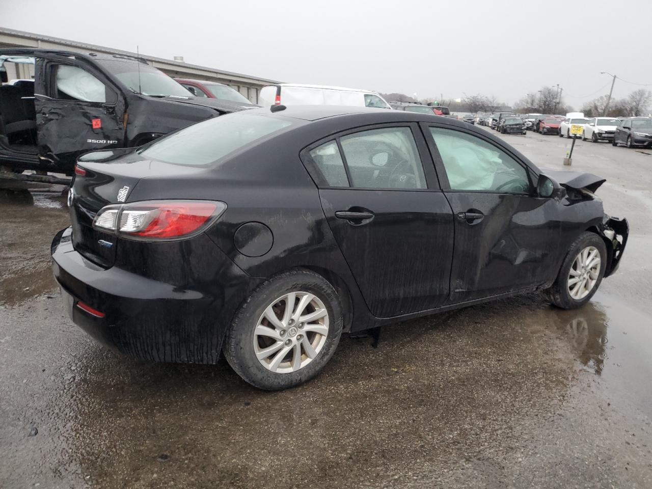 2012 Mazda 3 - Image 3