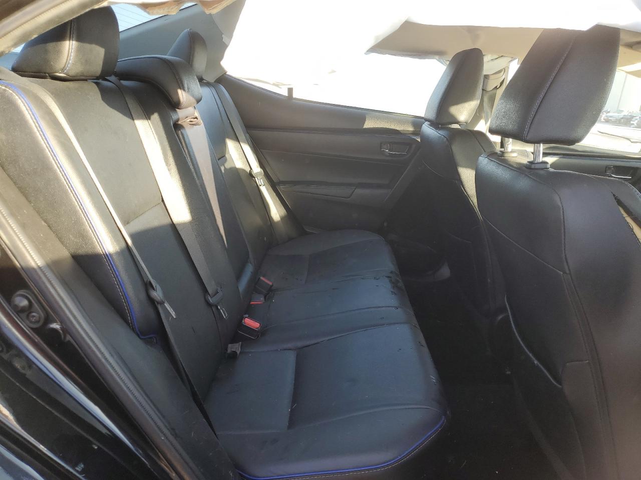 2017 Toyota Corolla - Image 10