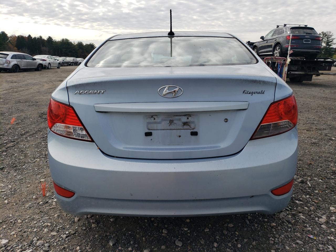 2013 Hyundai Accent - Image 6