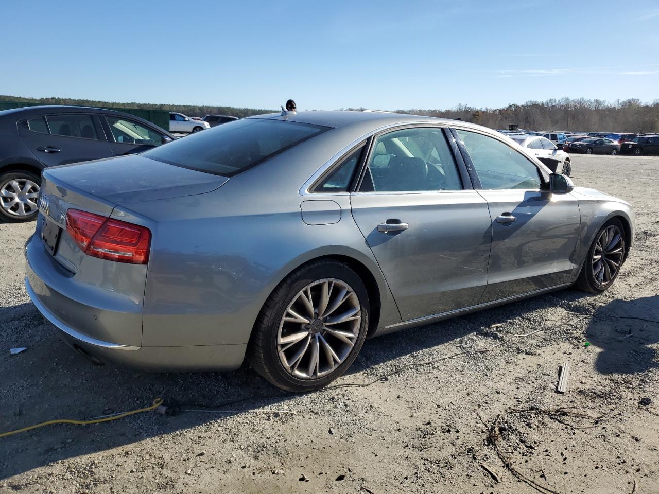 VIN WAUAGAFD6DN012546 2013 AUDI A8 no.3