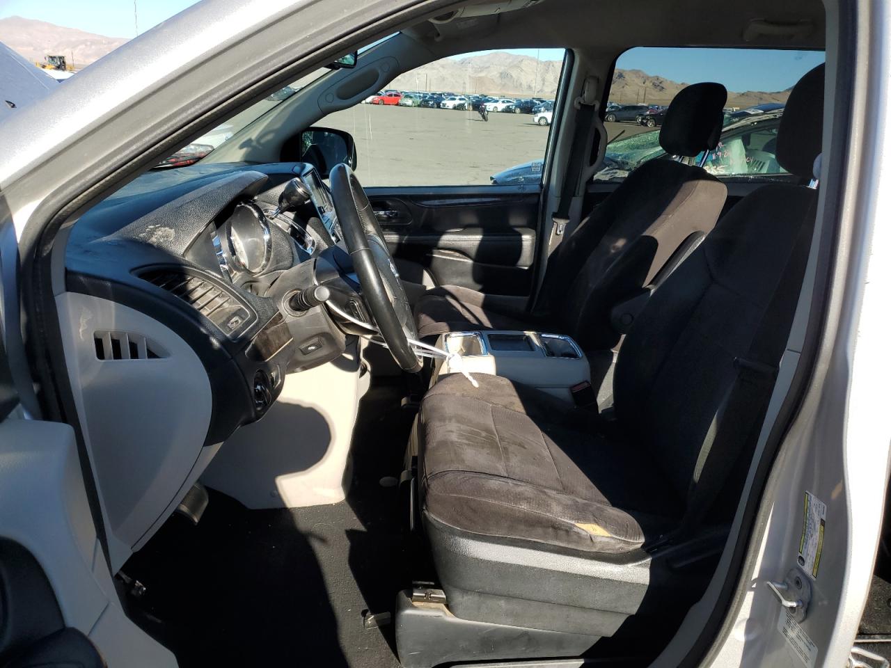 2011 Dodge Caravan - Image 7