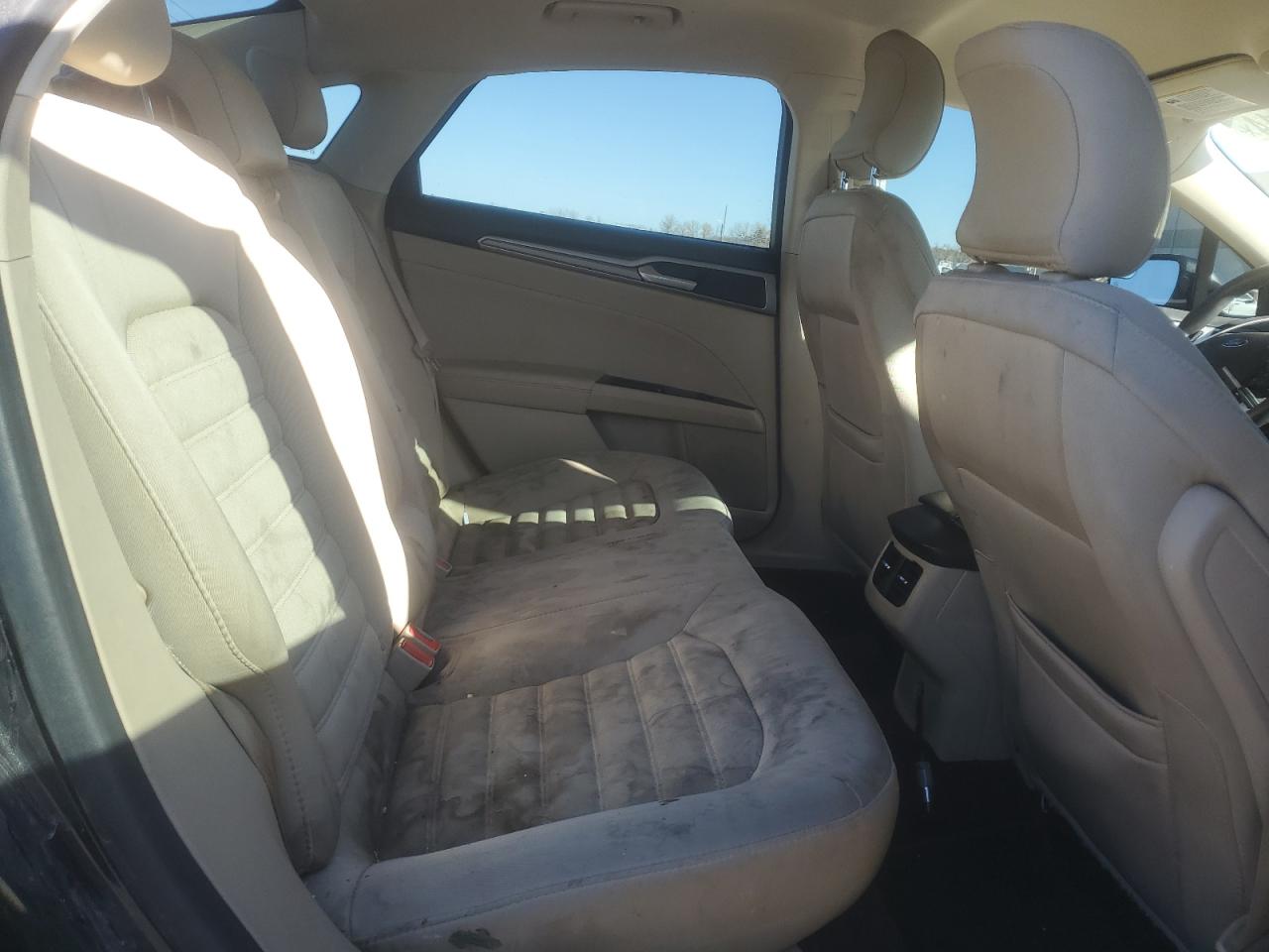 2015 Ford Fusion - Image 10