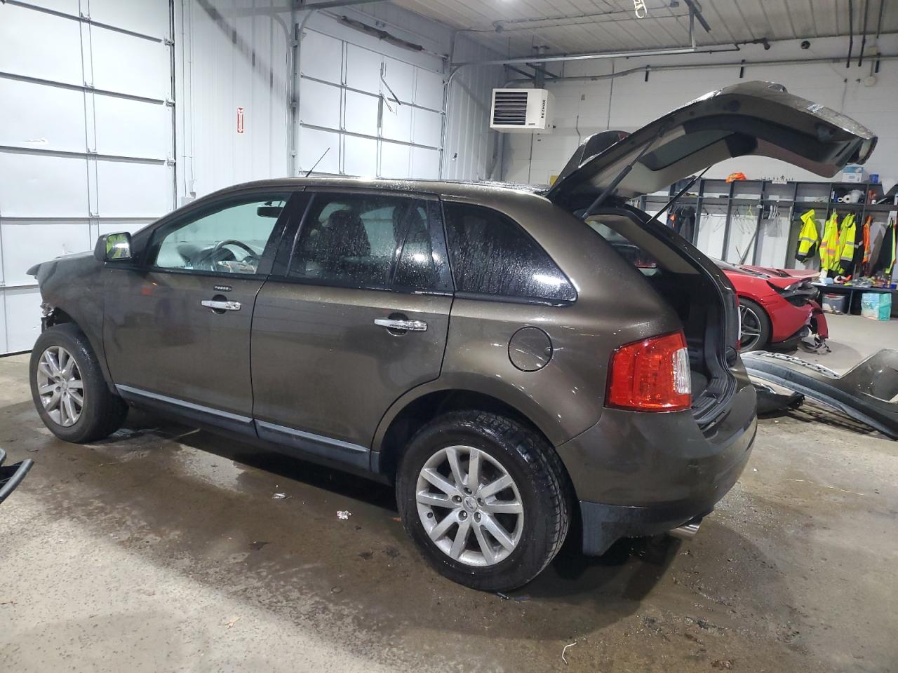 2011 Ford Edge - Image 2
