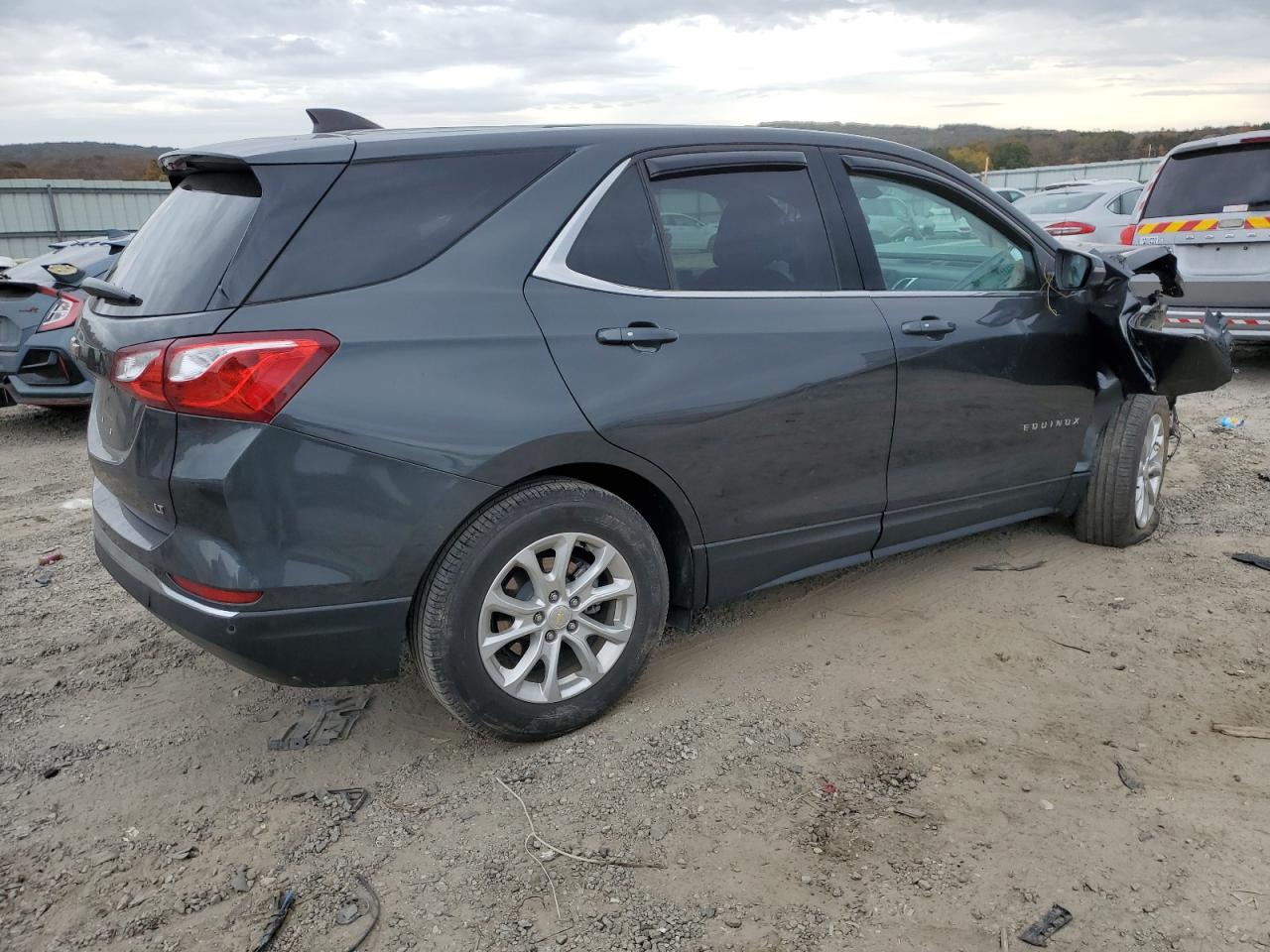 2019 Chevrolet Equinox - Image 3