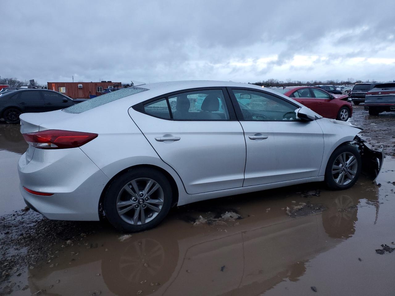 2017 Hyundai Elantra - Image 3