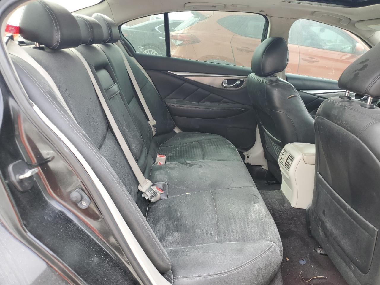 2015 Infiniti Q50 Base VIN: JN1BV7AR6FM403954 Lot: 81535384