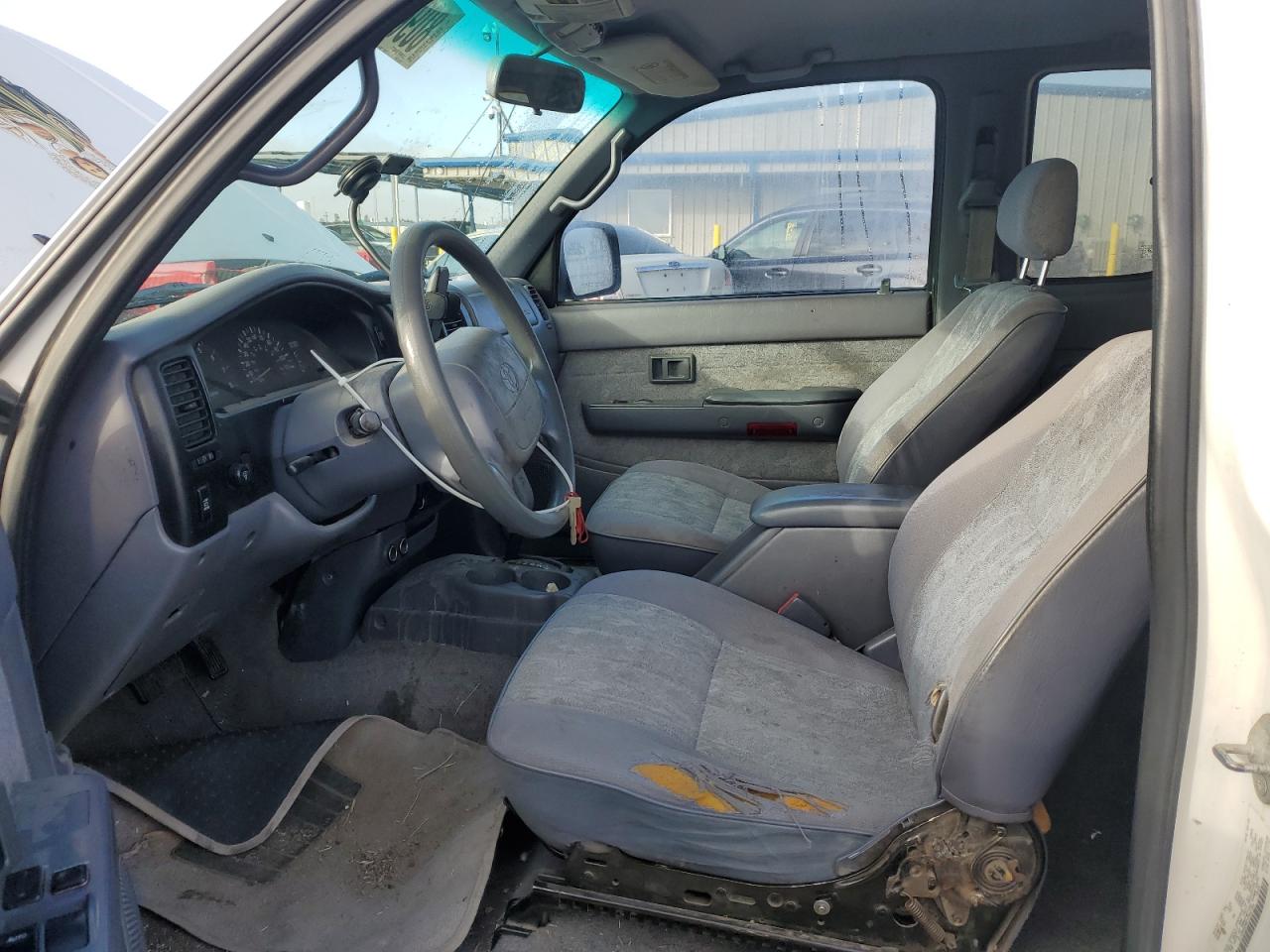 2000 Toyota Tacoma Xtracab Prerunner VIN: 4TASN92N8YZ581189 Lot: 80960484