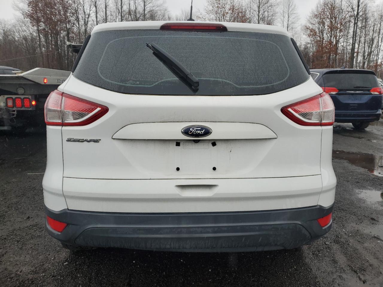 2015 Ford Escape S VIN: 1FMCU0F76FUB77025 Lot: 80910384