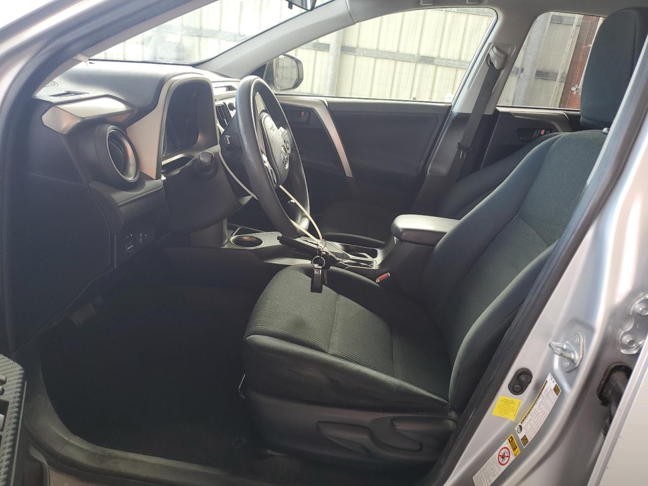 2015 Toyota RAV 4 - Image 7