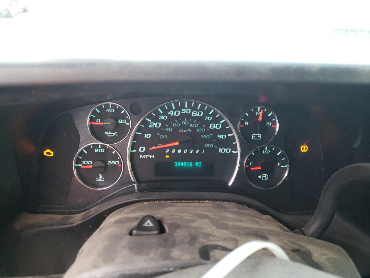 2008 Chevrolet Express - Image 9