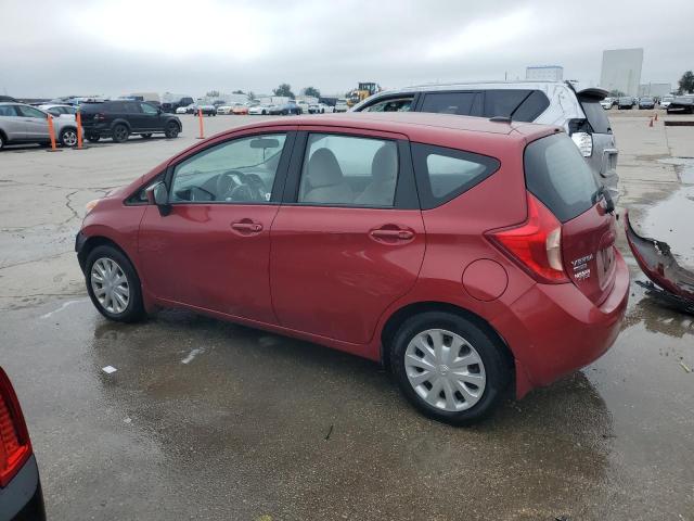  NISSAN VERSA 2015 Красный