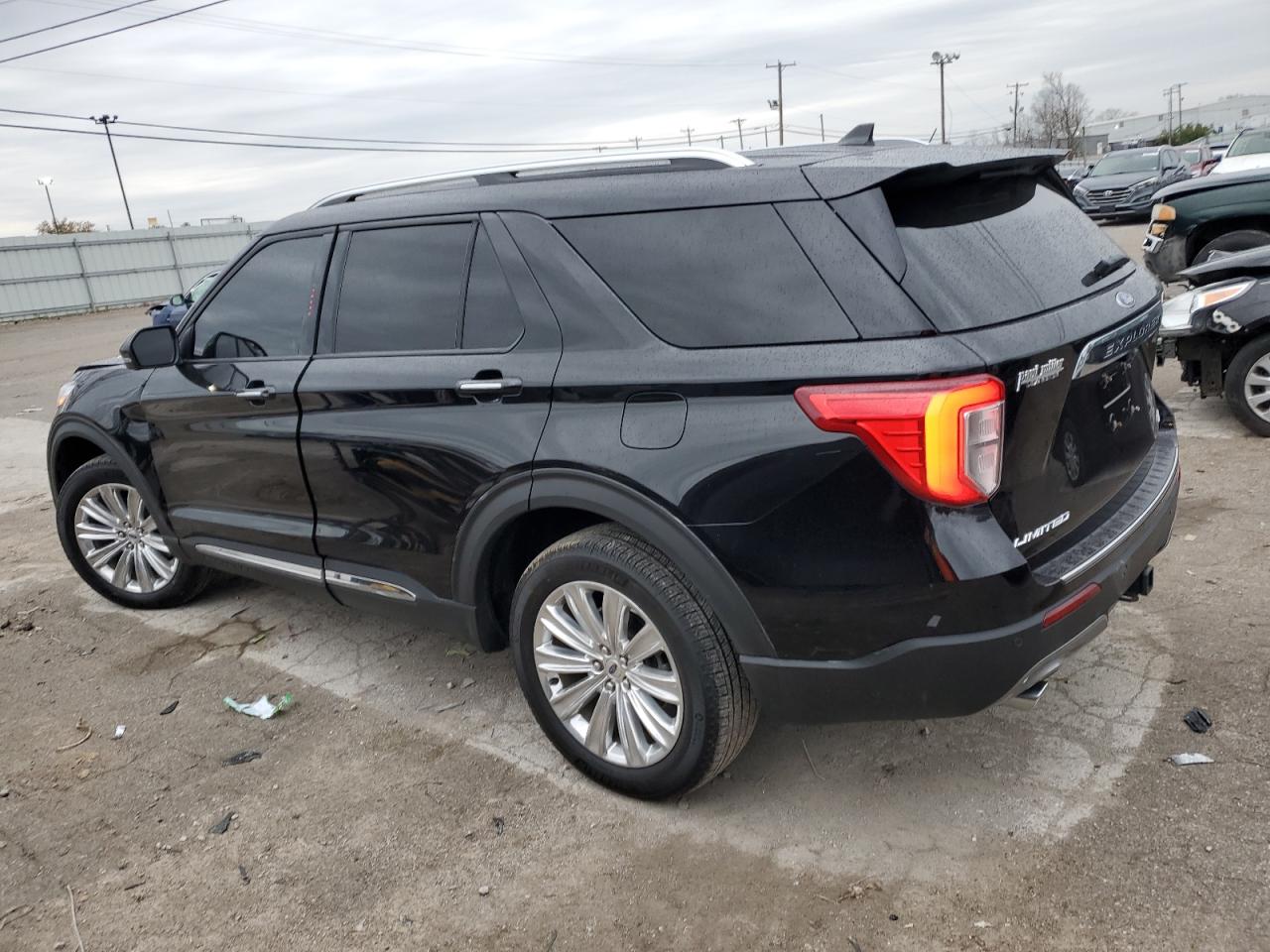2022 Ford Explorer - Image 2