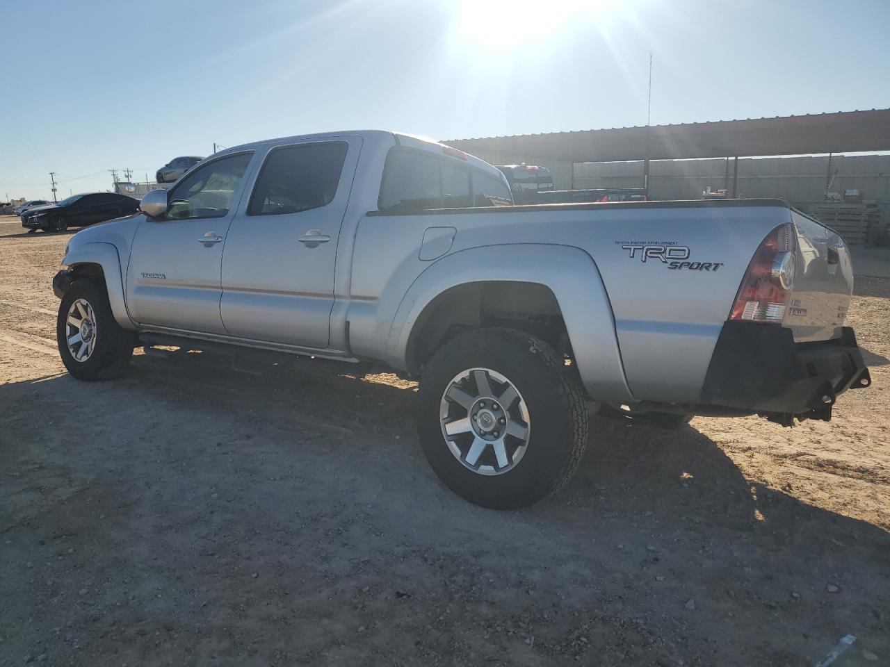 2010 Toyota Tacoma - Image 2