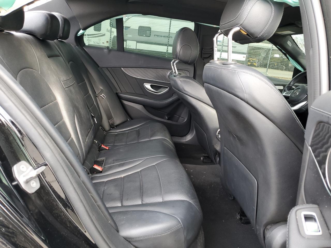 2016 Mercedes-Benz C-klasse - Image 10