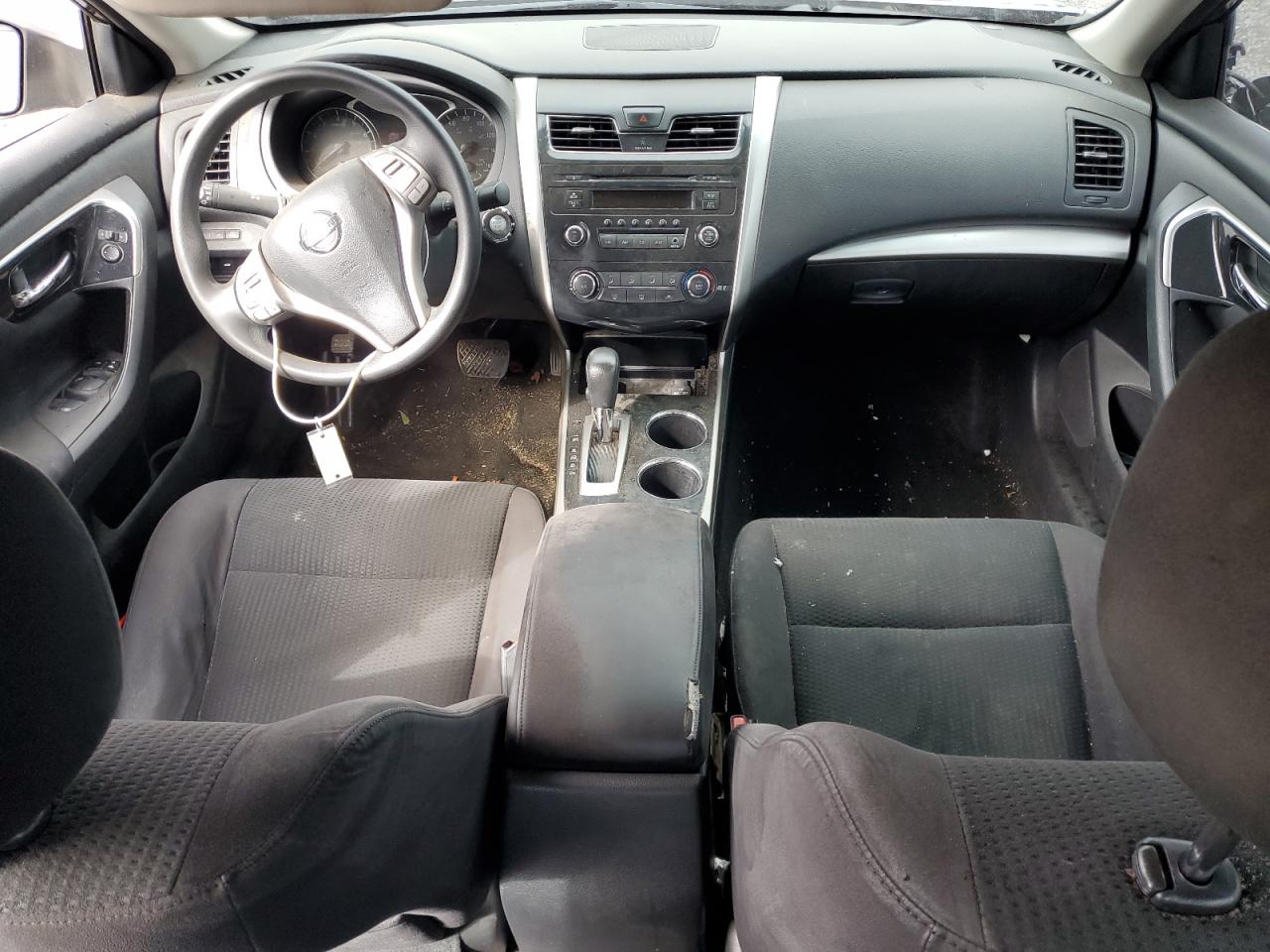 2014 Nissan Altima - Image 8