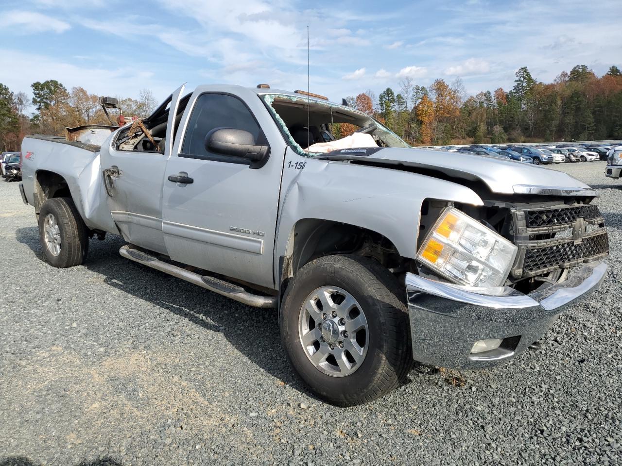 2012 Chevrolet Silverado - Image 4