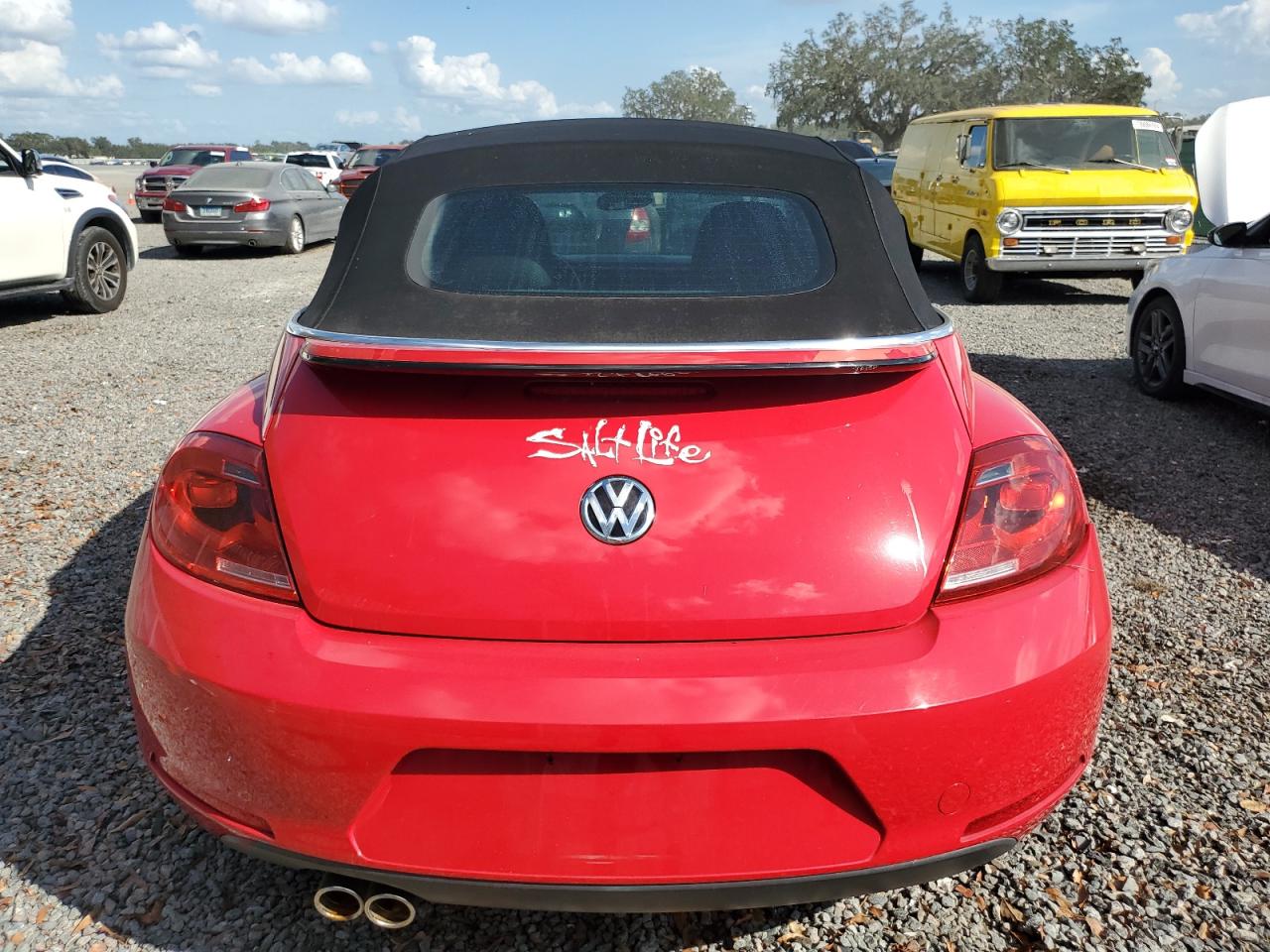 2014 Volkswagen Beetle - Image 6
