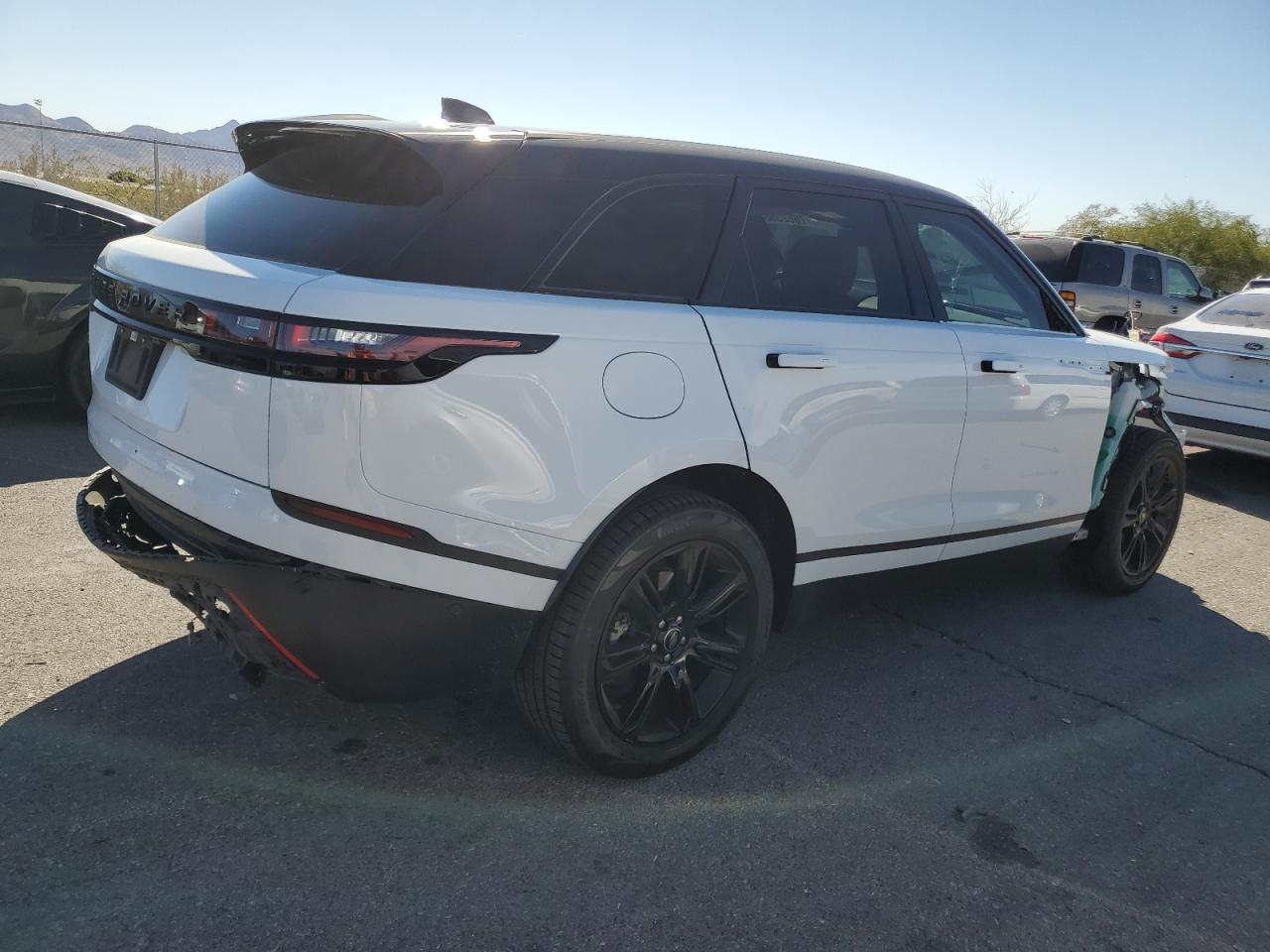 2023 Land Rover Range Rover - Image 3