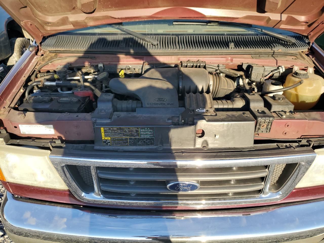 2005 Ford Econoline - Image 12