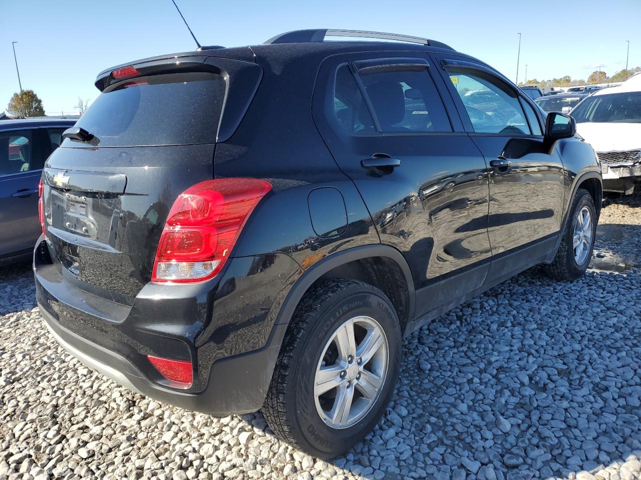 2022 Chevrolet Trax - Image 3
