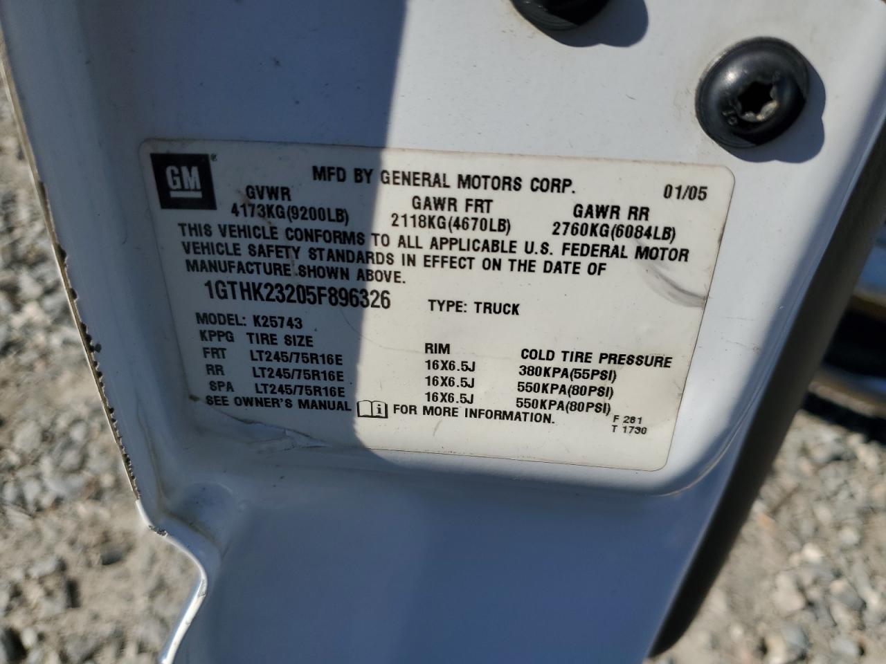 2005 GMC Sierra - Image 12