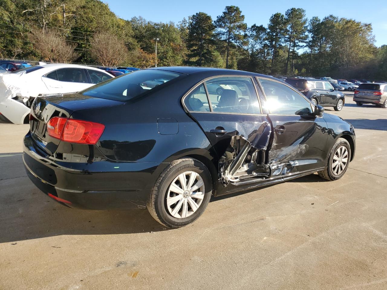 2014 Volkswagen Jetta - Image 3