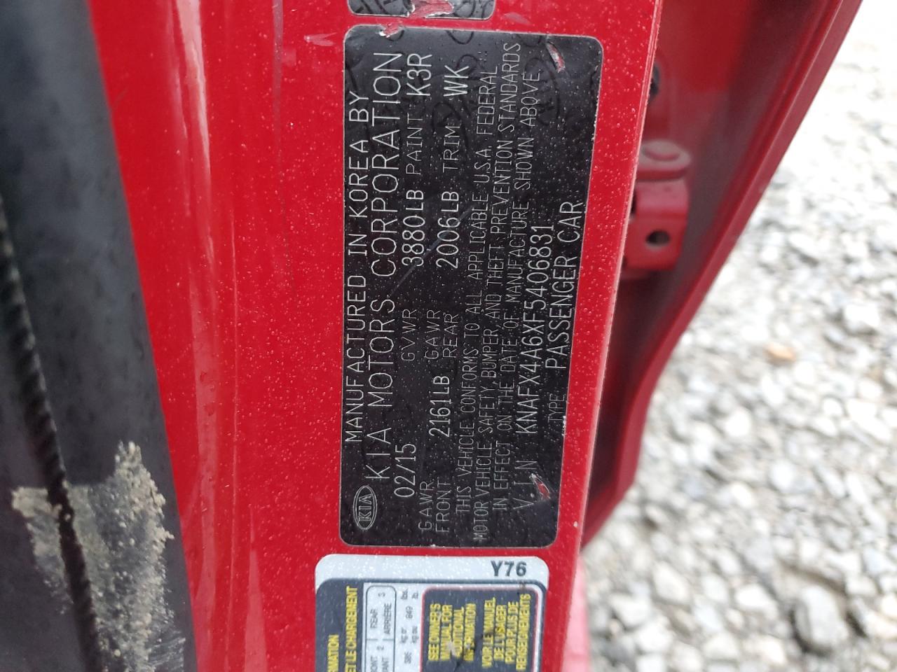 2015 Kia Forte - Image 12