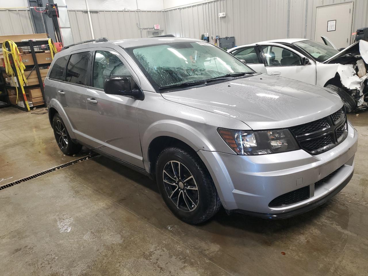 2017 Dodge Journey - Image 4