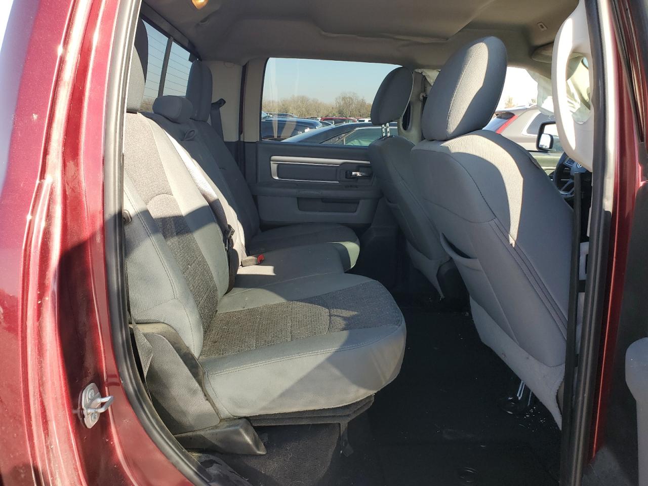 2018 RAM 1500 - Image 10