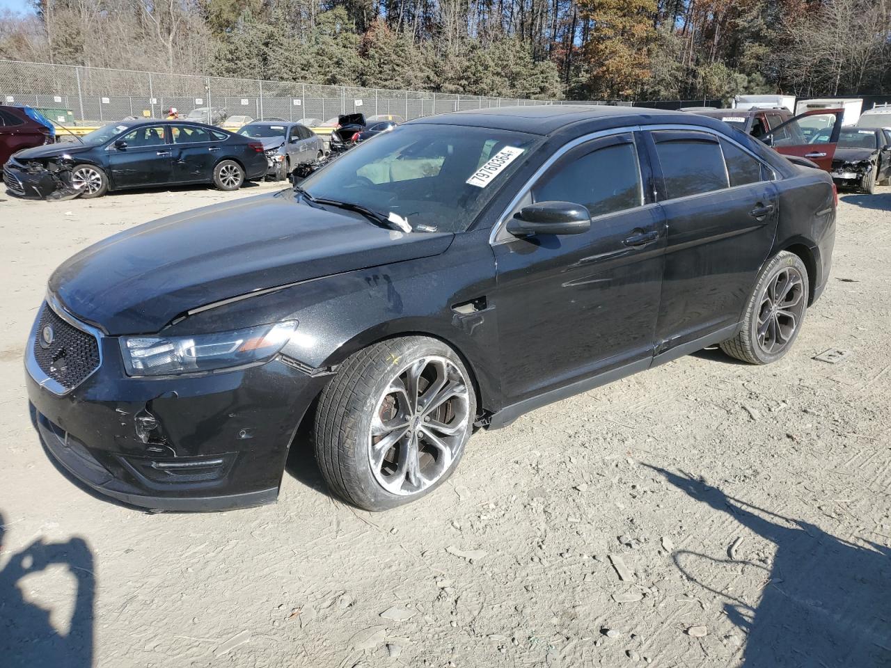 2013 Ford Taurus - Image 1