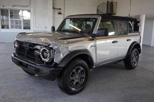  FORD BRONCO 2022 Silver