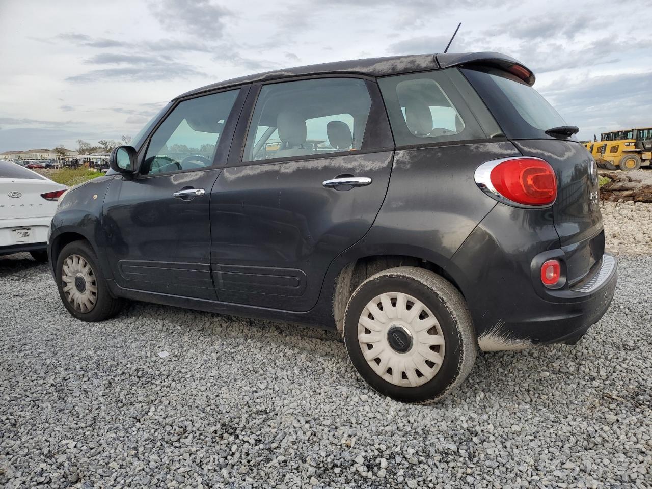 VIN ZFBCFAAHXEZ013933 2014 FIAT 500 no.2