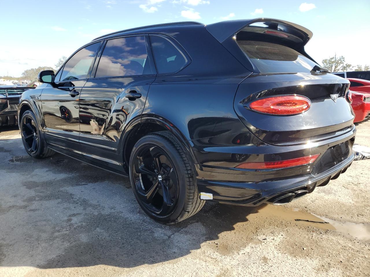 2022 Bentley Bentayga - Image 2