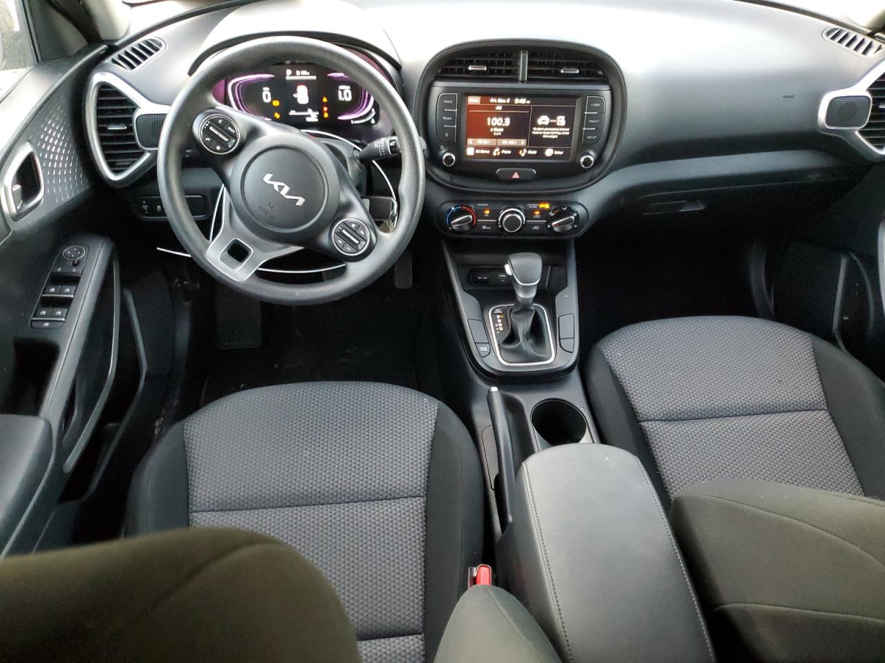2024 Kia Soul - Image 8