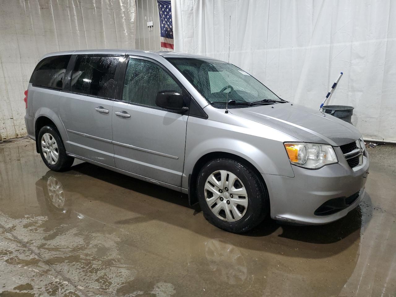 2014 Dodge Caravan - Image 4