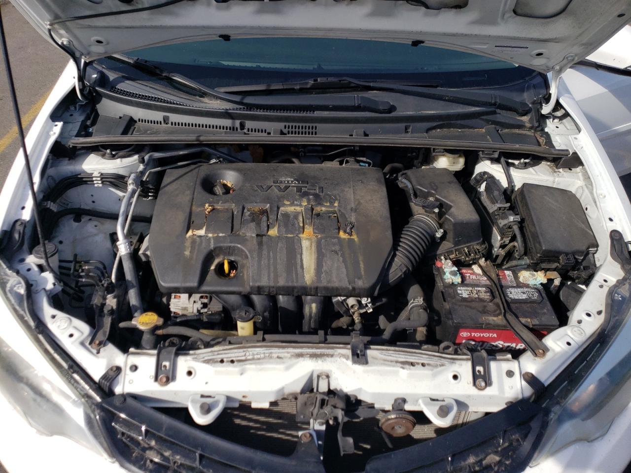 2015 Toyota Corolla - Image 11